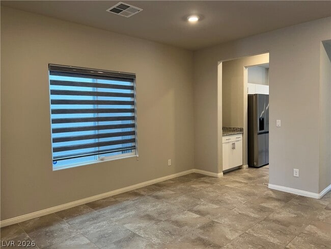 Building Photo - 7521 Dragonfruit Ave