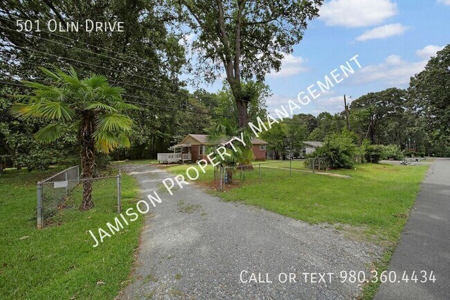 Building Photo - 501 Olin Dr