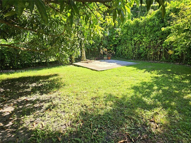 Building Photo - 6624 SW 78th Terrace