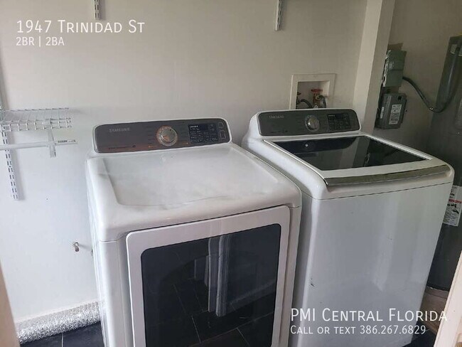 Building Photo - 1947 Trinidad St