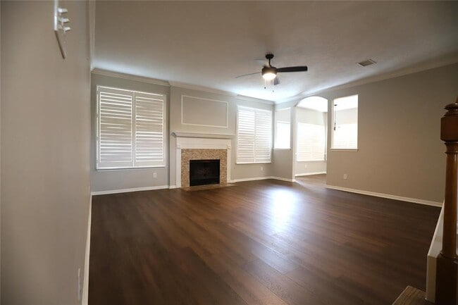 Building Photo - 21631 Live Oaks Spring Dr