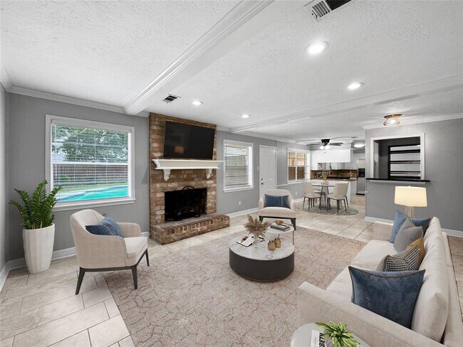 Building Photo - 8214 Roebourne Ln