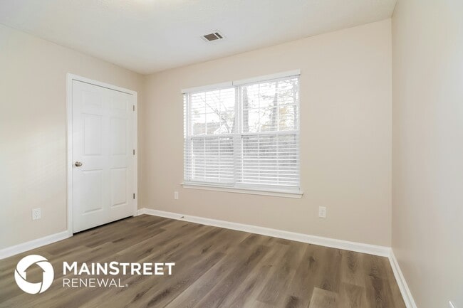 Building Photo - 499 Luke Ct