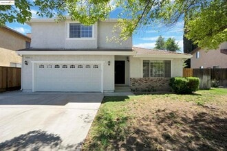 Building Photo - GREAT CUL DE SAC LOCATION IN PRIME TRACY N...