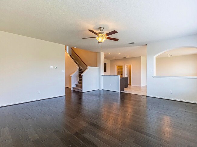 Building Photo - Spacious 4 Bedroom Home with 2 Car Garage in Boerne ISD