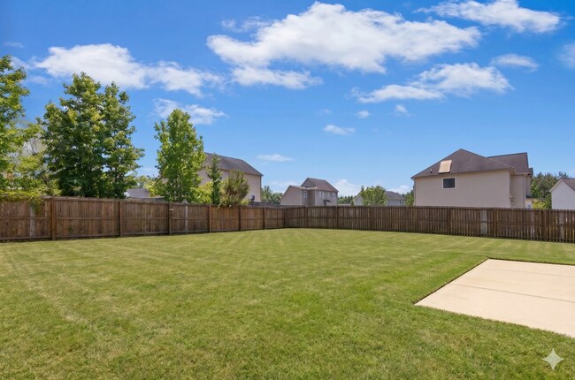 Building Photo - Charming and Freshly Updated Cul-de-Sac Home in Sanford!