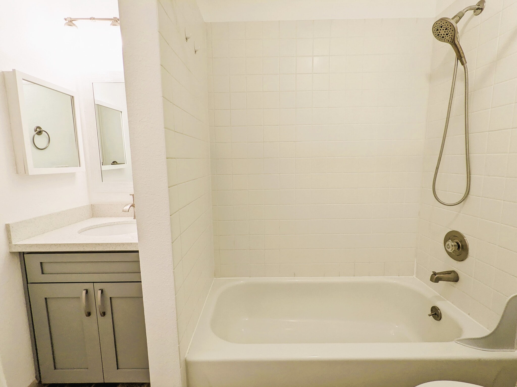 primary bathroom - 11107 NE 125th Ln