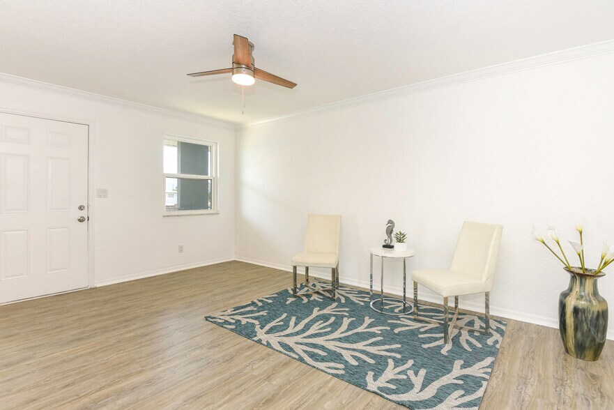 Building Photo - 436 Auburn Dr