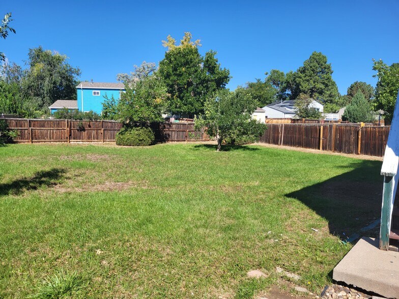 Building Photo - 10594 W 106th Way