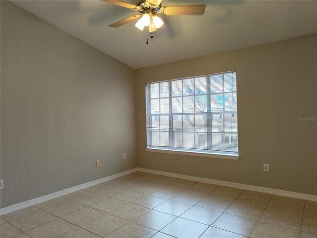 Building Photo - 826 Grand Regency Pointe