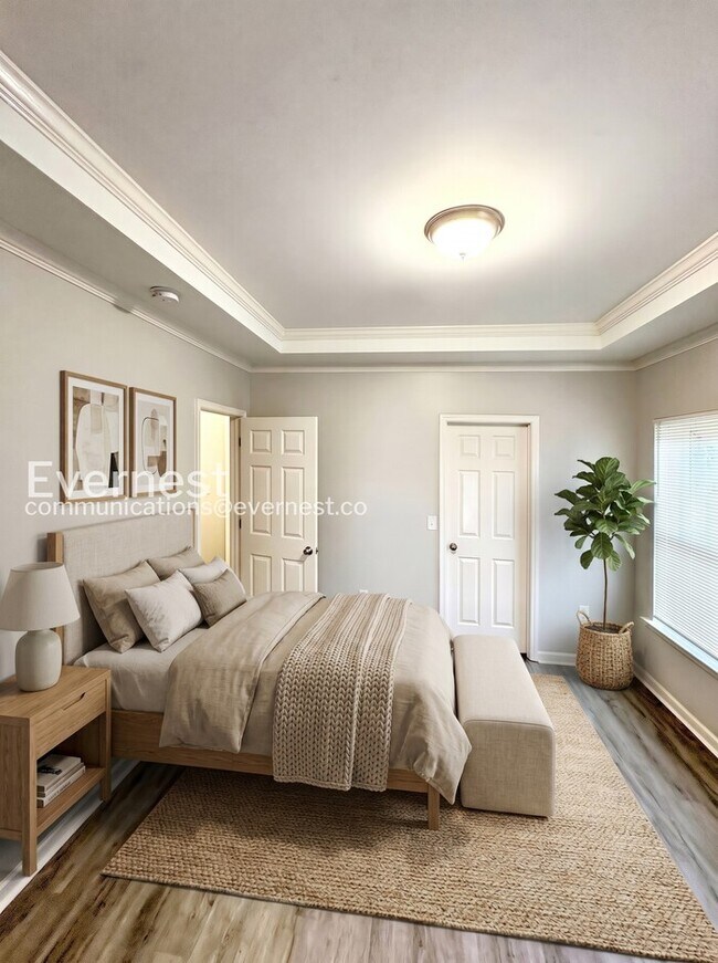 Building Photo - 4 Bed, 3 Bath Home with Off-Street Parking / Pet-Friendly / Coming Soon!
