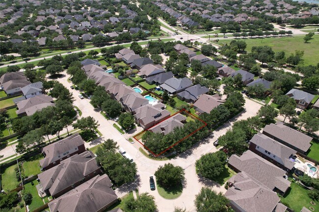 Building Photo - 24910 Crystal Stone Ln