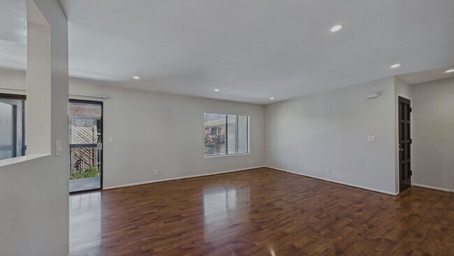 Building Photo - 1304 Mountain Ave