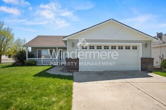 Building Photo - *Coming Soon* 3 Bedroom 2 Bath Home In North Spokane