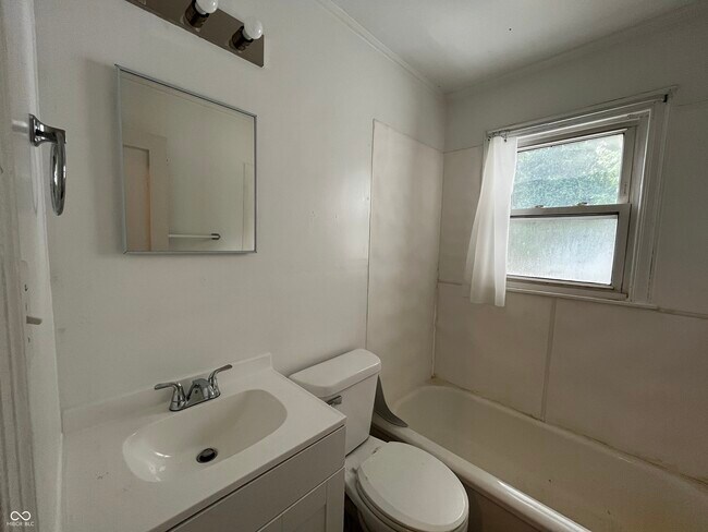 Building Photo - 3336 Baltimore Ave