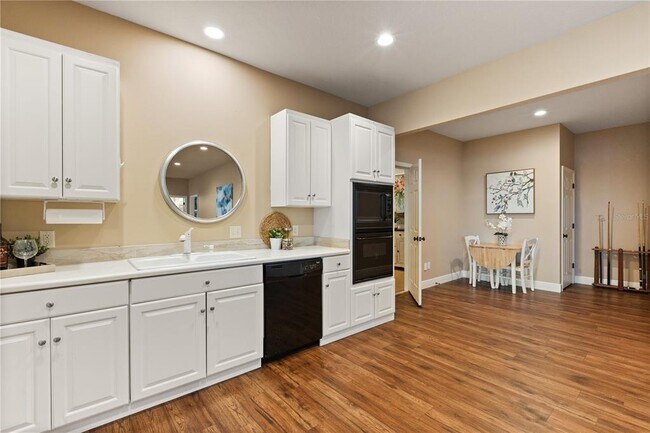 Building Photo - 286 Mileham Dr