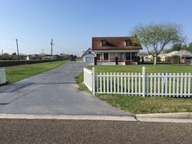 Building Photo - 1601 W Expressway 83