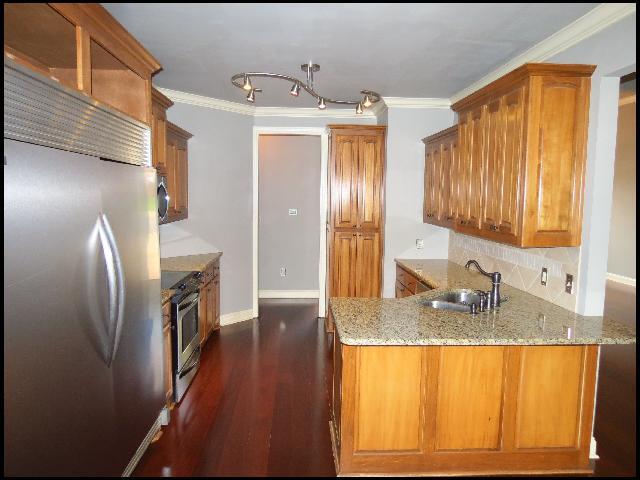 Building Photo - 3153 Stonewall Dr