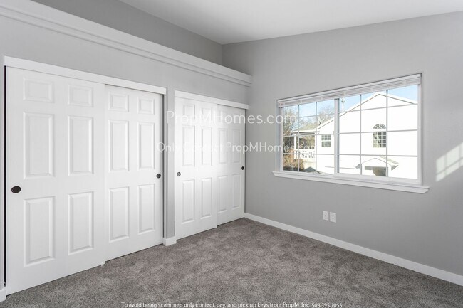 Building Photo - Updated One Bedroom in Happy Valley - Atta...