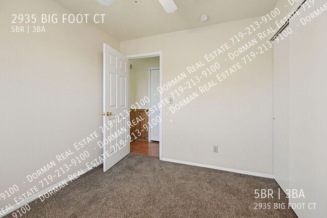 Building Photo - 2935 Big Foot Ct