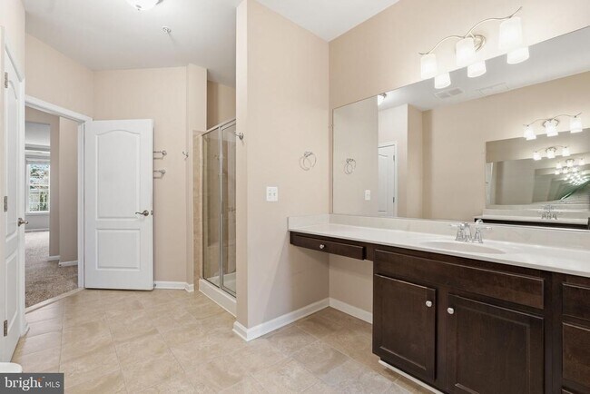 Building Photo - 44025 Vaira Terrace