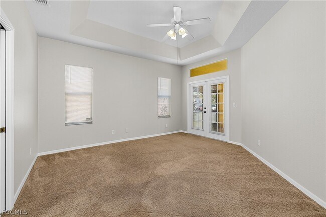 Building Photo - 2137 SW 11th Ct