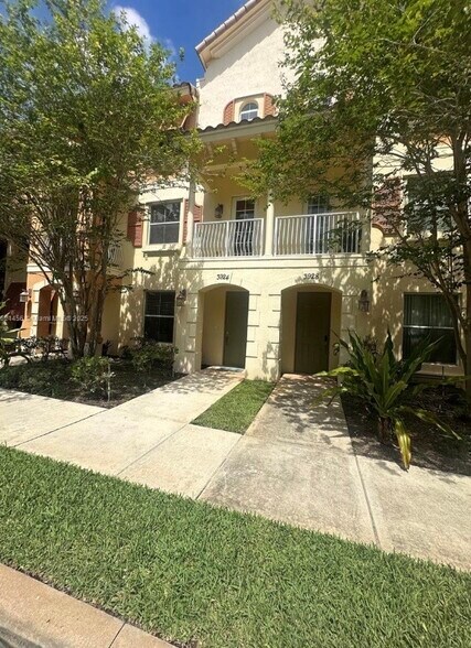 Building Photo - 3924 Passion Flower Rd