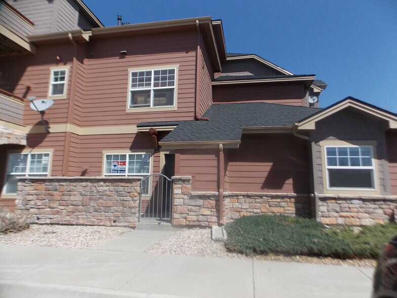 Building Photo - 5220 Boardwalk Dr