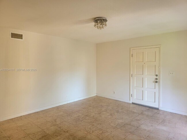 Building Photo - 1231 NW 13th St