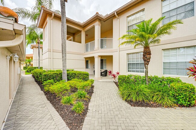 Building Photo - 3973 Bishopwood Ct E