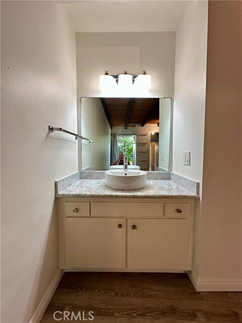 Building Photo - 1815 Armour Ln