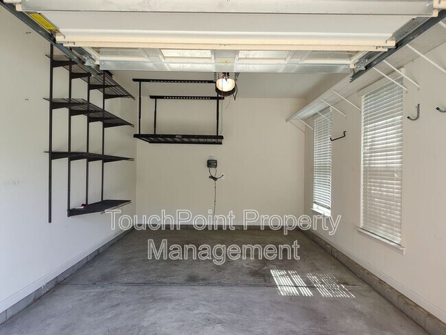 Building Photo - 8611 Burnside Ln