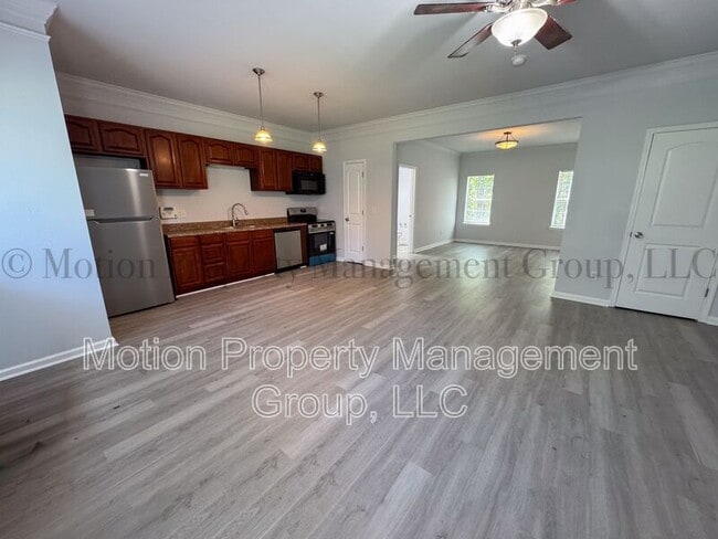 Building Photo - 6916 Northside Dr