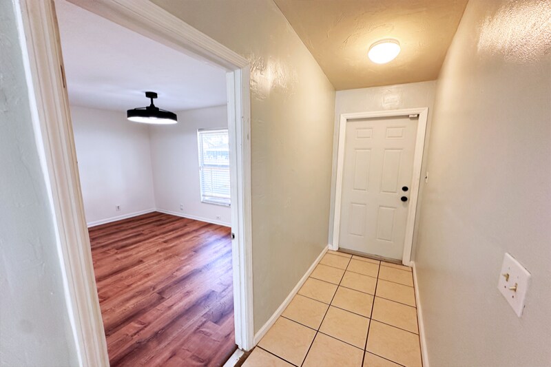 Building Photo - 6171 Heather St