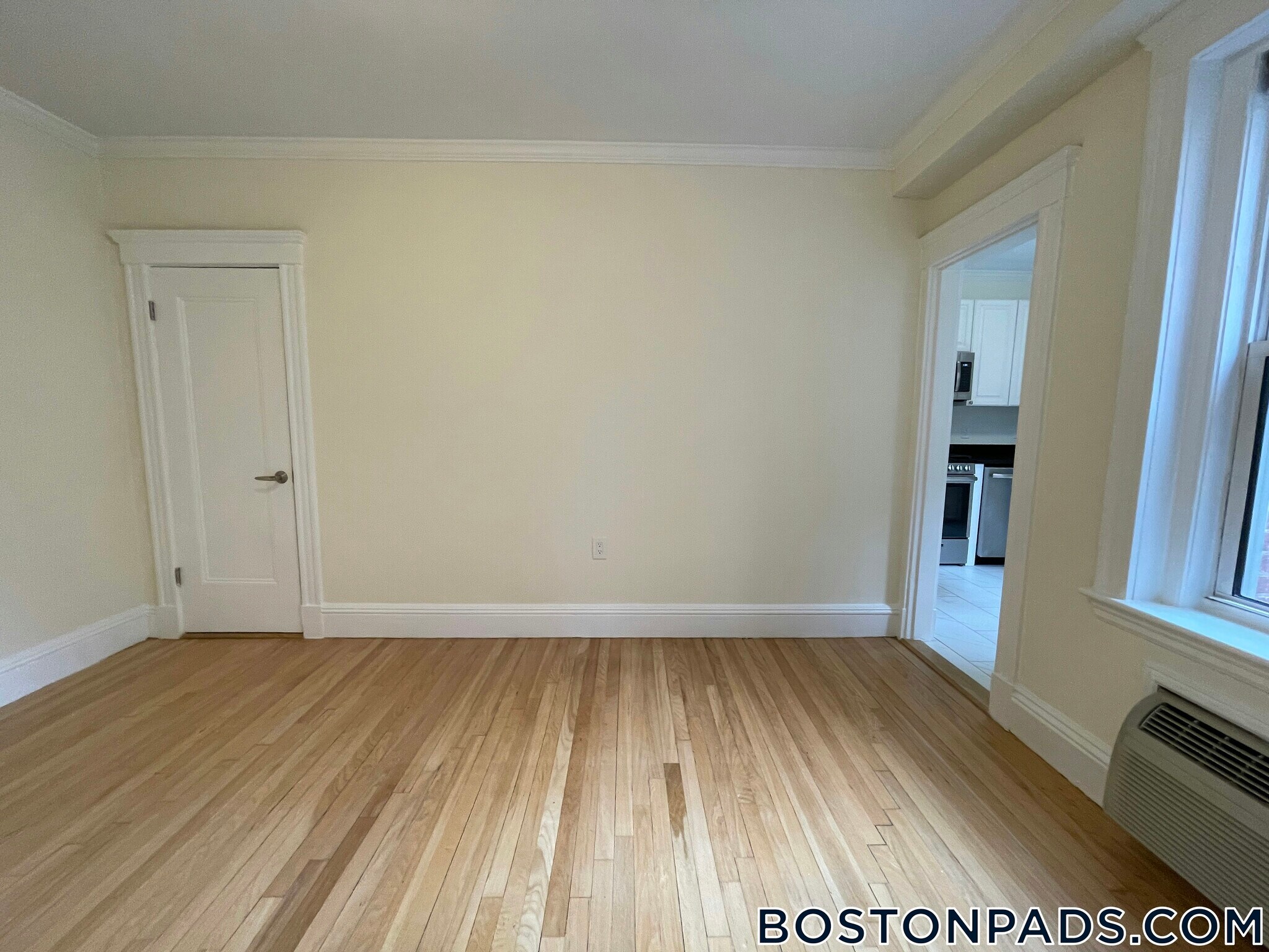 Building Photo - 24 Chauncy St