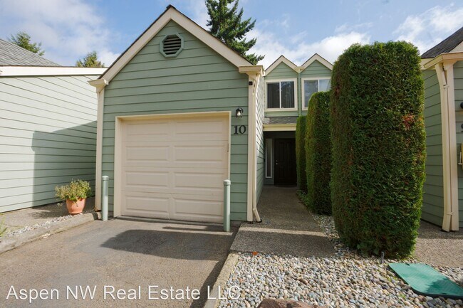 Primary Photo - 2 br, 1.5 bath House - 451 S 328th Street B10