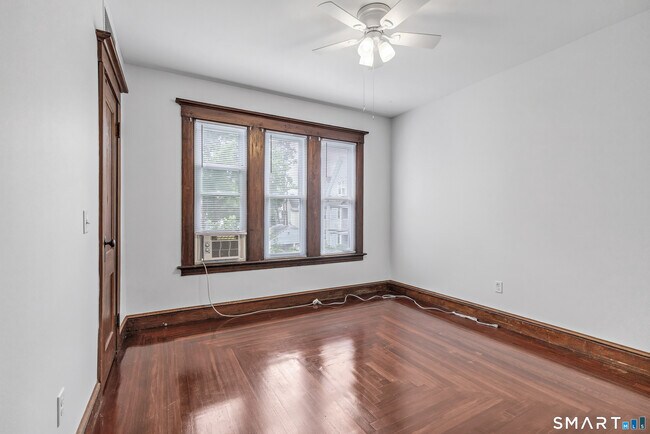 Building Photo - 66 Brownell St
