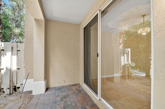 Building Photo - 2947 Hope Valley St