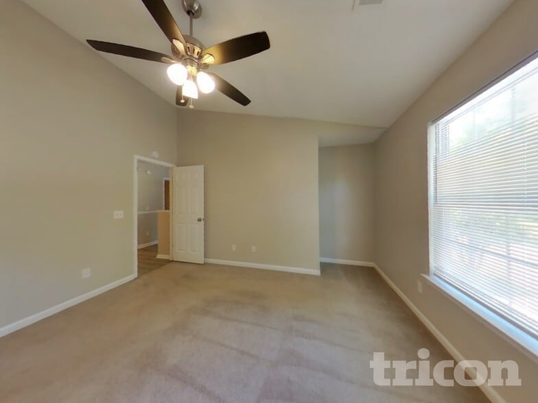 Building Photo - 137 Lossie Ln