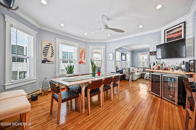 Building Photo - 214 Brinley Ave