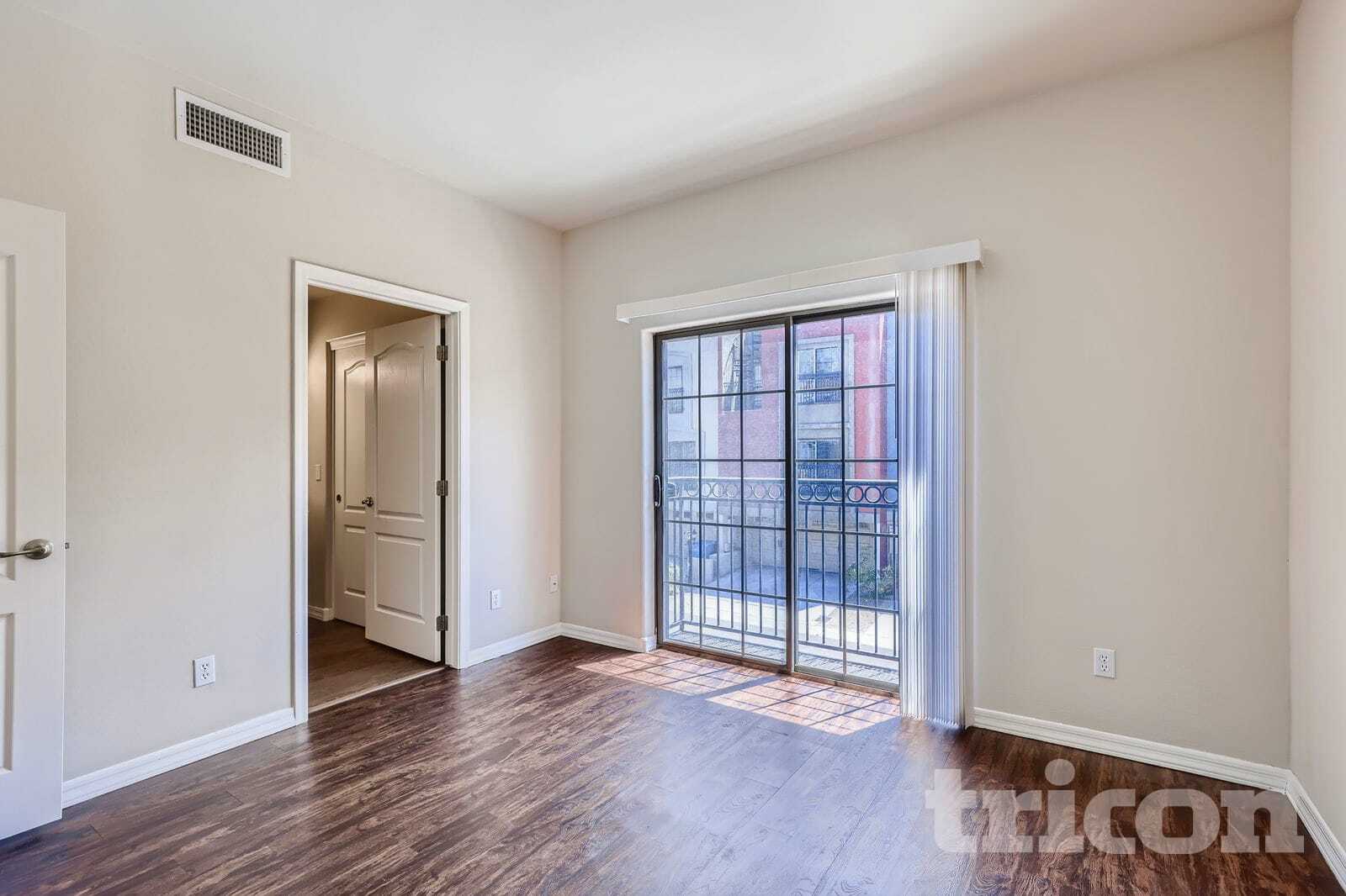 Building Photo - 3446 E Avalon Dr