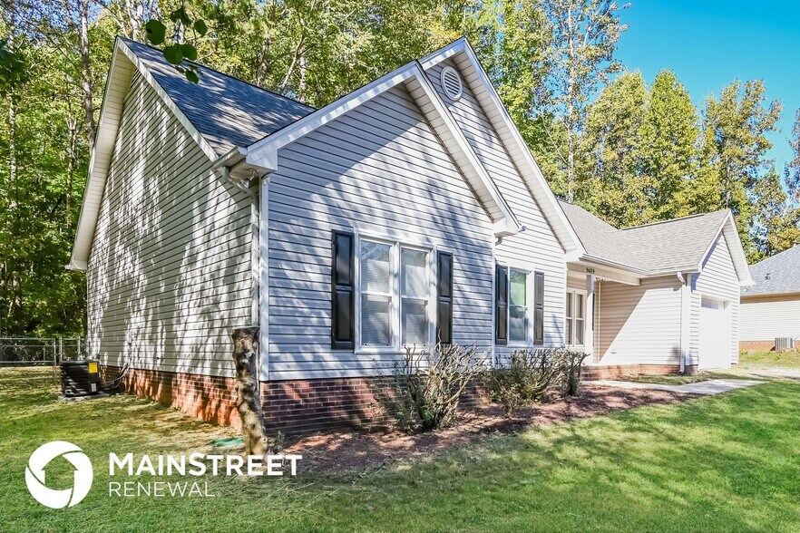 Building Photo - 9409 Dogwood Ridge Dr