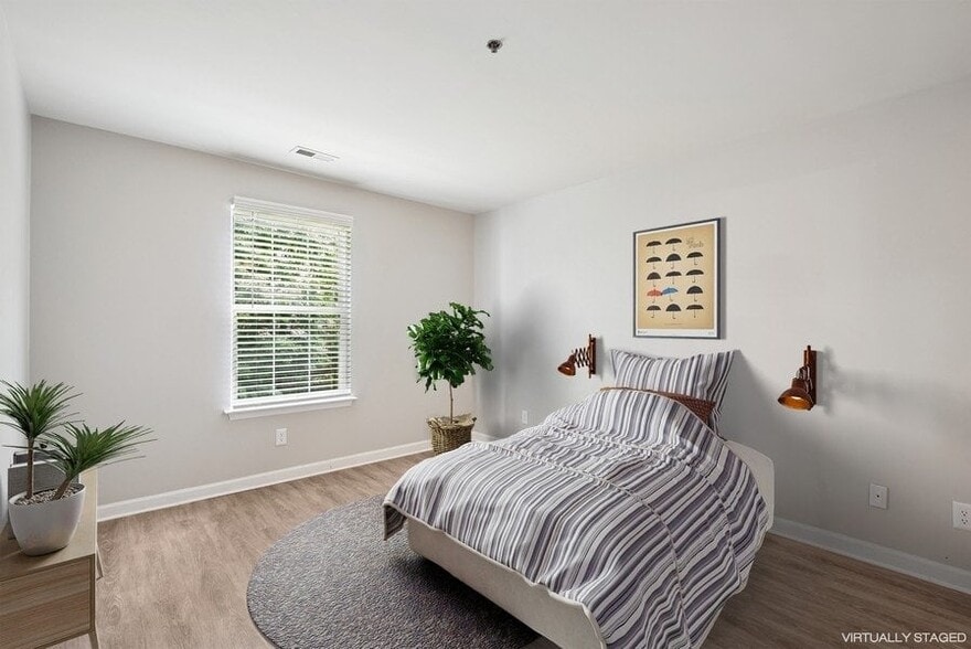 Building Photo - Woodgate