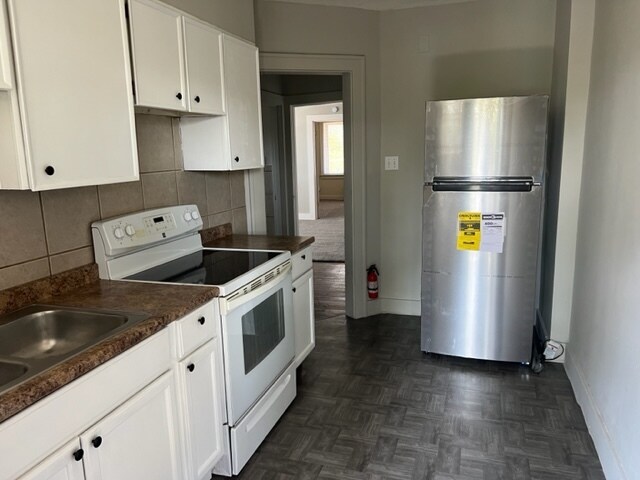 Kitchen - 856 Ohio River Blvd