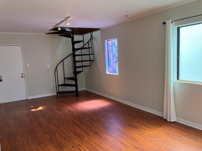 Level 1 - 126 Gull St