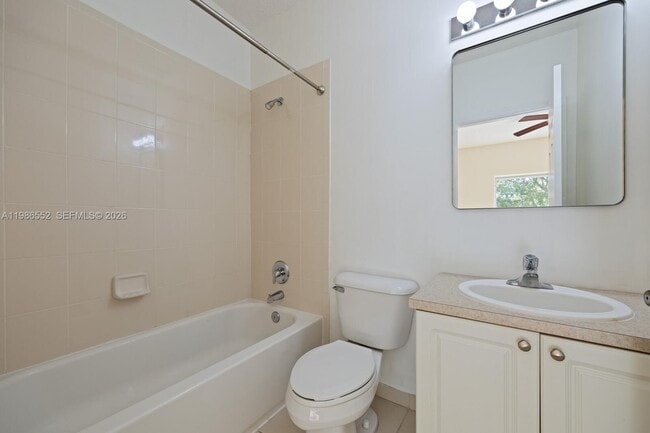 Building Photo - 1947 SE 24th Terrace