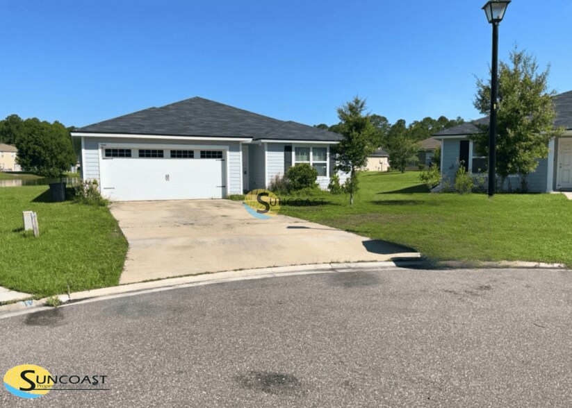 Building Photo - 7065 Plymouth Grove Ct