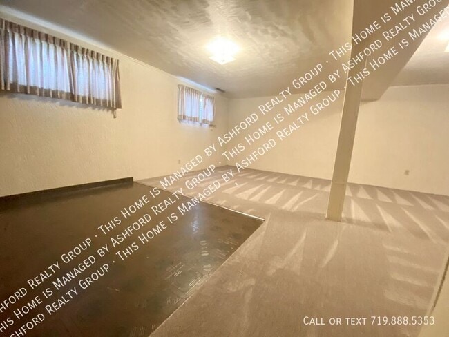 Building Photo - 4262 N Hammock Dr