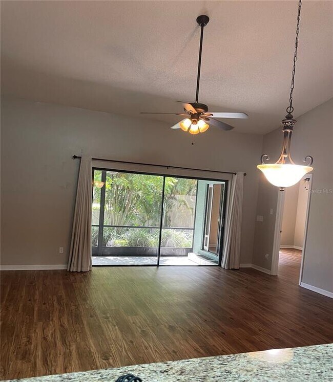Building Photo - 1086 Sanabel Ct