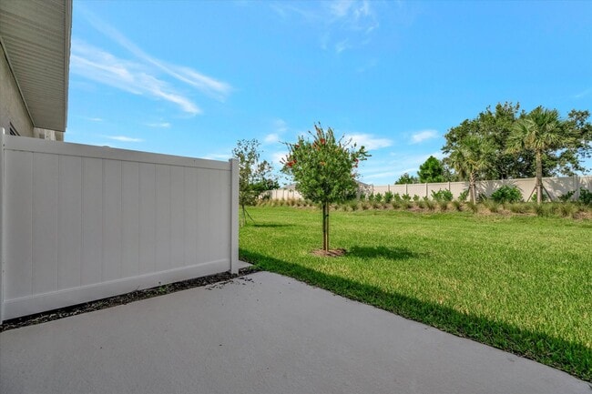Building Photo - New - Never Lived In Townhome - Lakewood R...